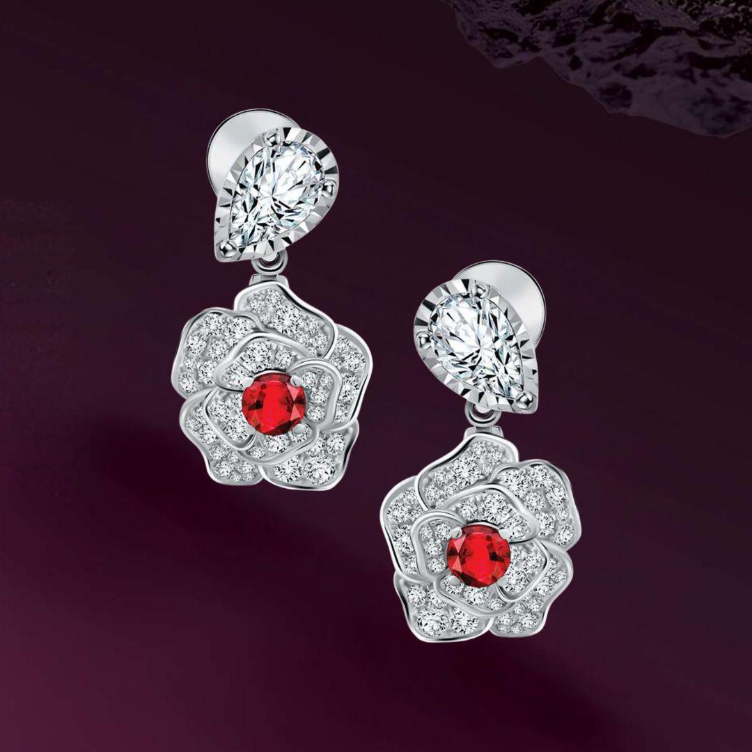 Model Anting Berlian Fleur de Frank yang Indah