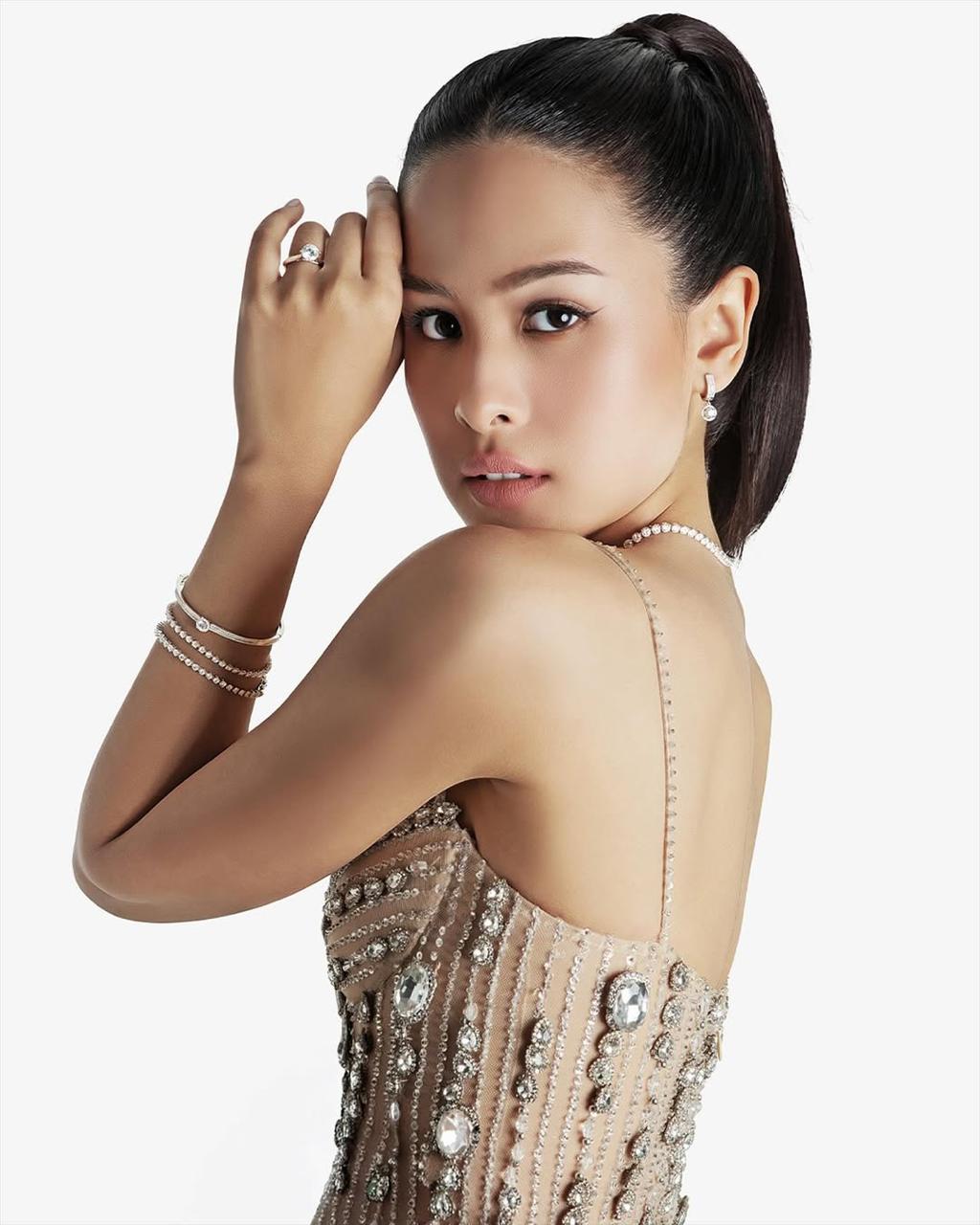 Maudy Ayunda As A Brand Ambassador Frank & co.