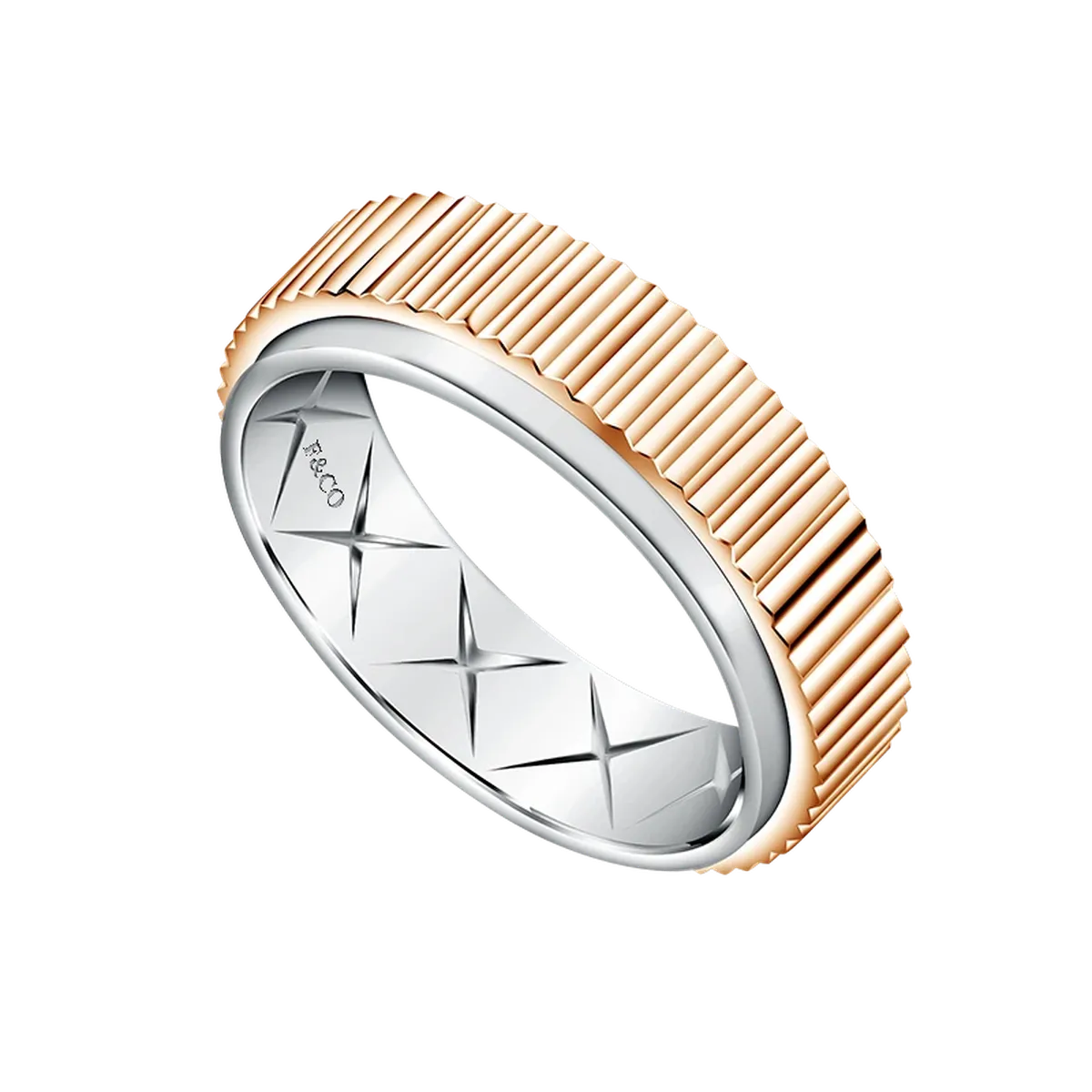 Cincin Amare Couple Ring yang Memancarkan Kilau Berlian Menawan
